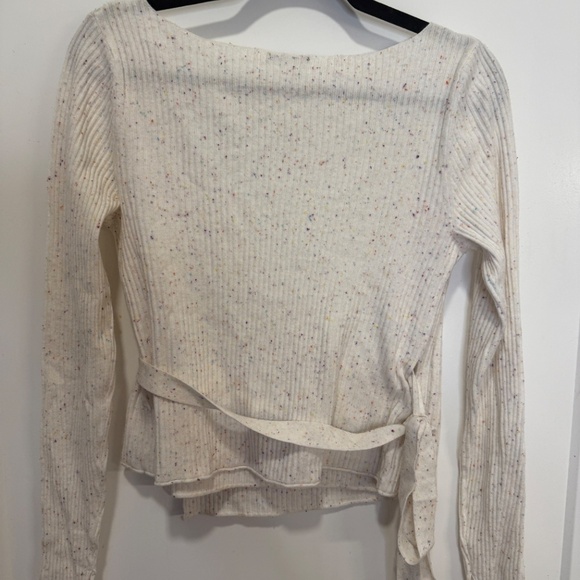 Wild Fable Speckled Rib Knit Wrap Top – Size Small - Picture 8 of 9